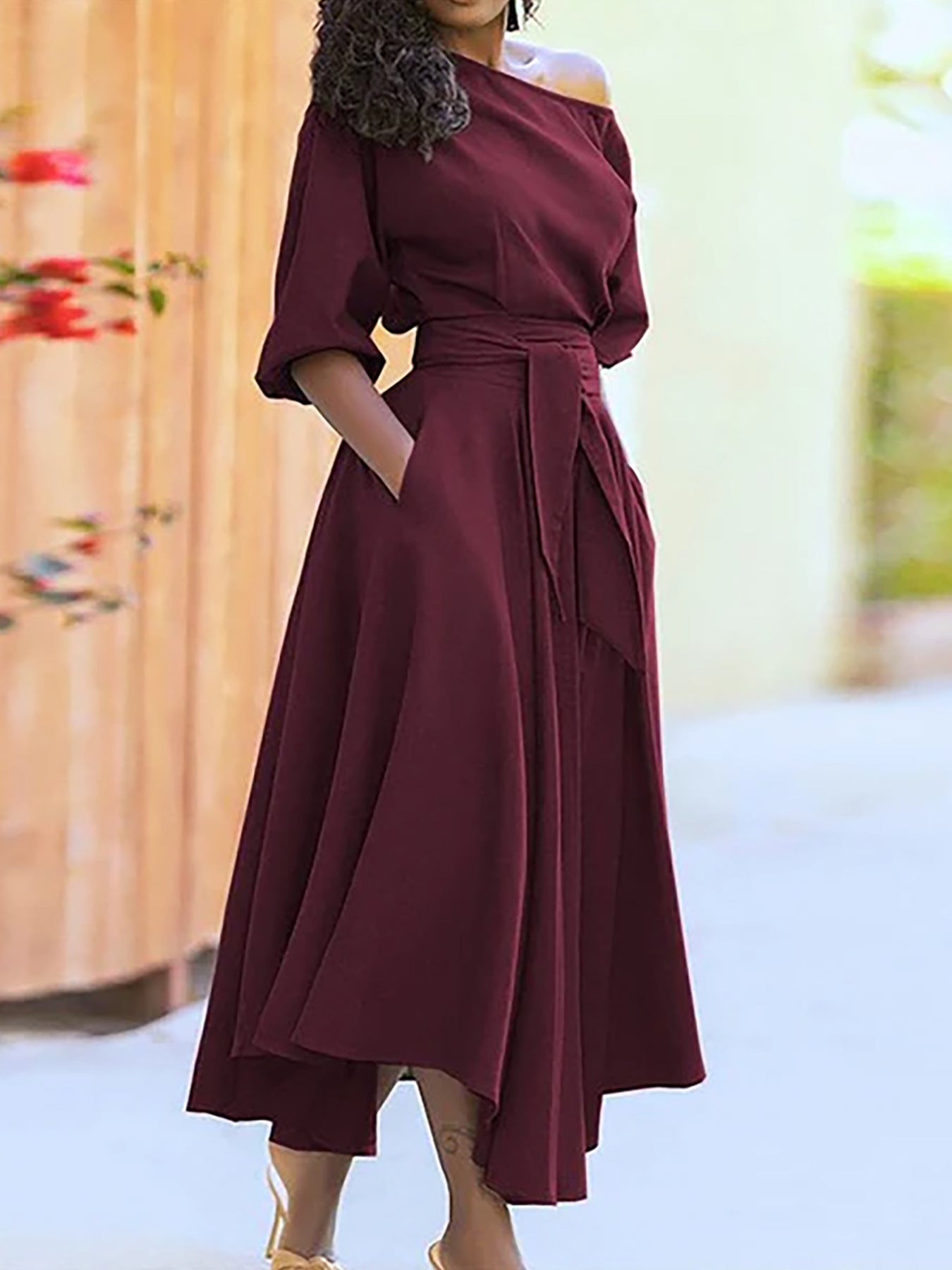 Robe unie asymétrique