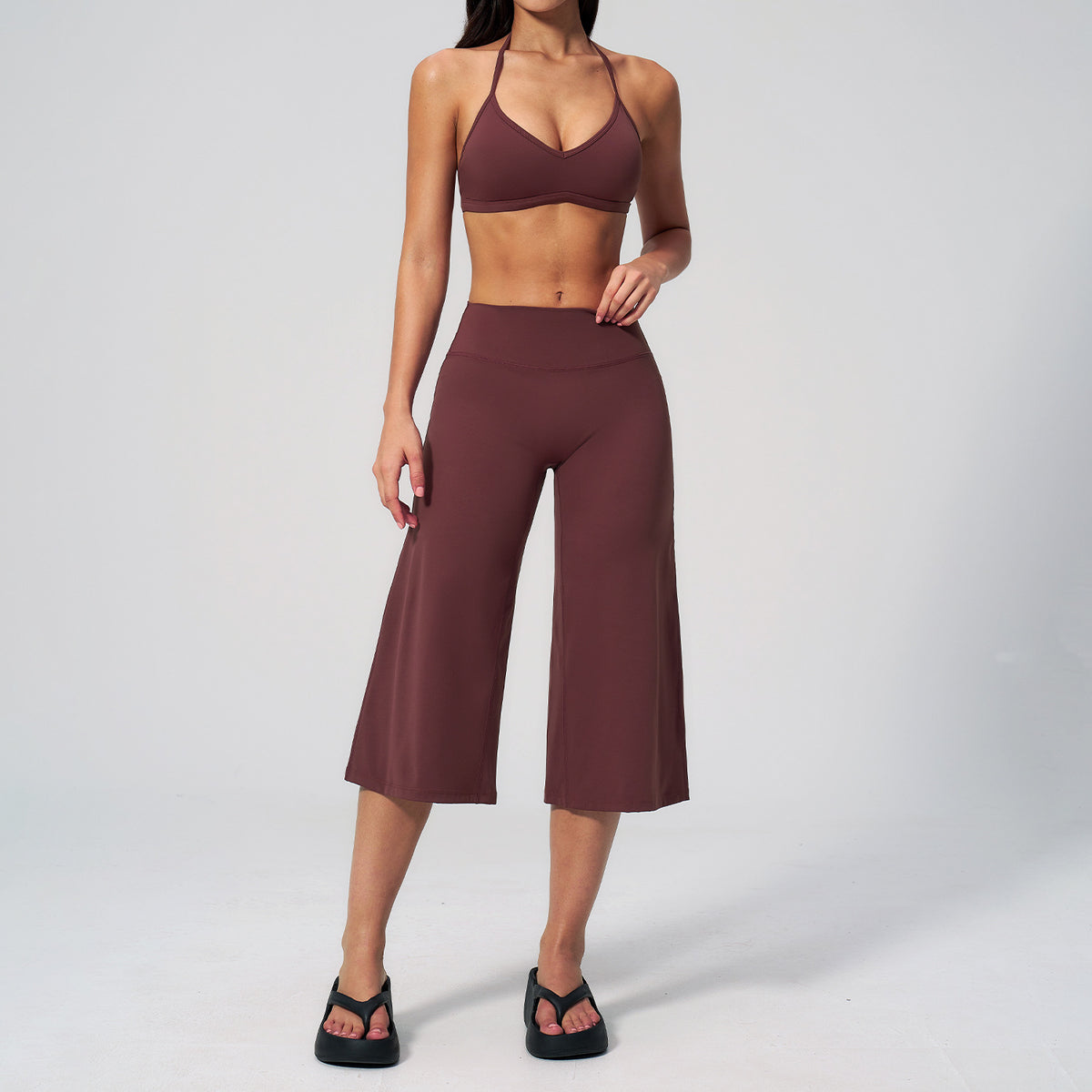 Ensemble de yoga pour femme : soutien-gorge anti-choc, short taille haute, tenue de sport deux pièces