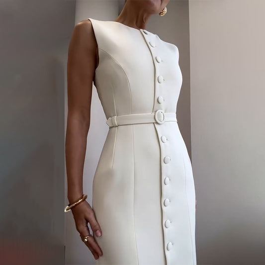Robe patineuse élégante ceinturée