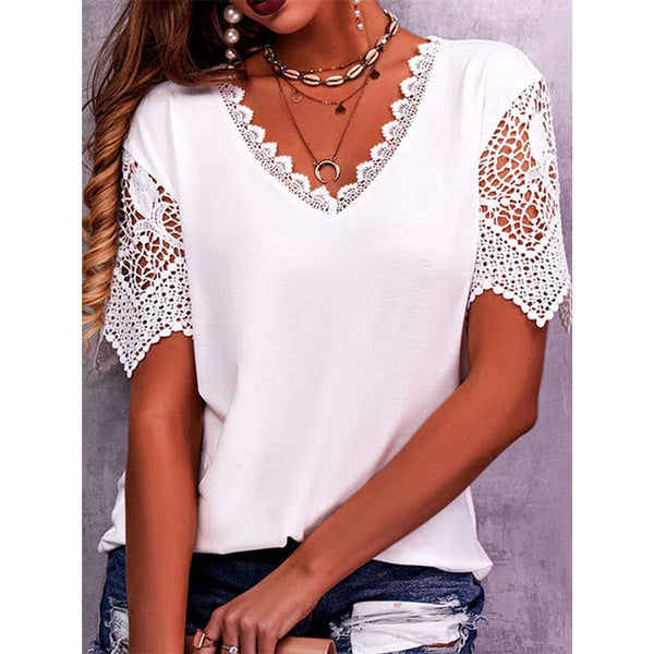 T-shirt pour femmes à col en V avec bordure en dentelle et manches courtes
