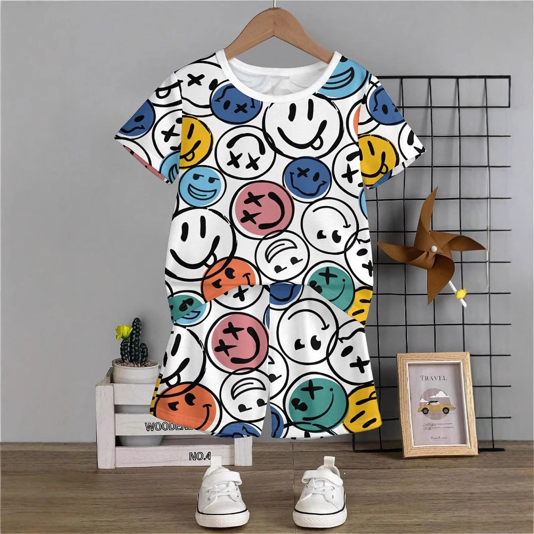 T-shirt à manches courtes et short pour garçon avec motif tête  et ours.