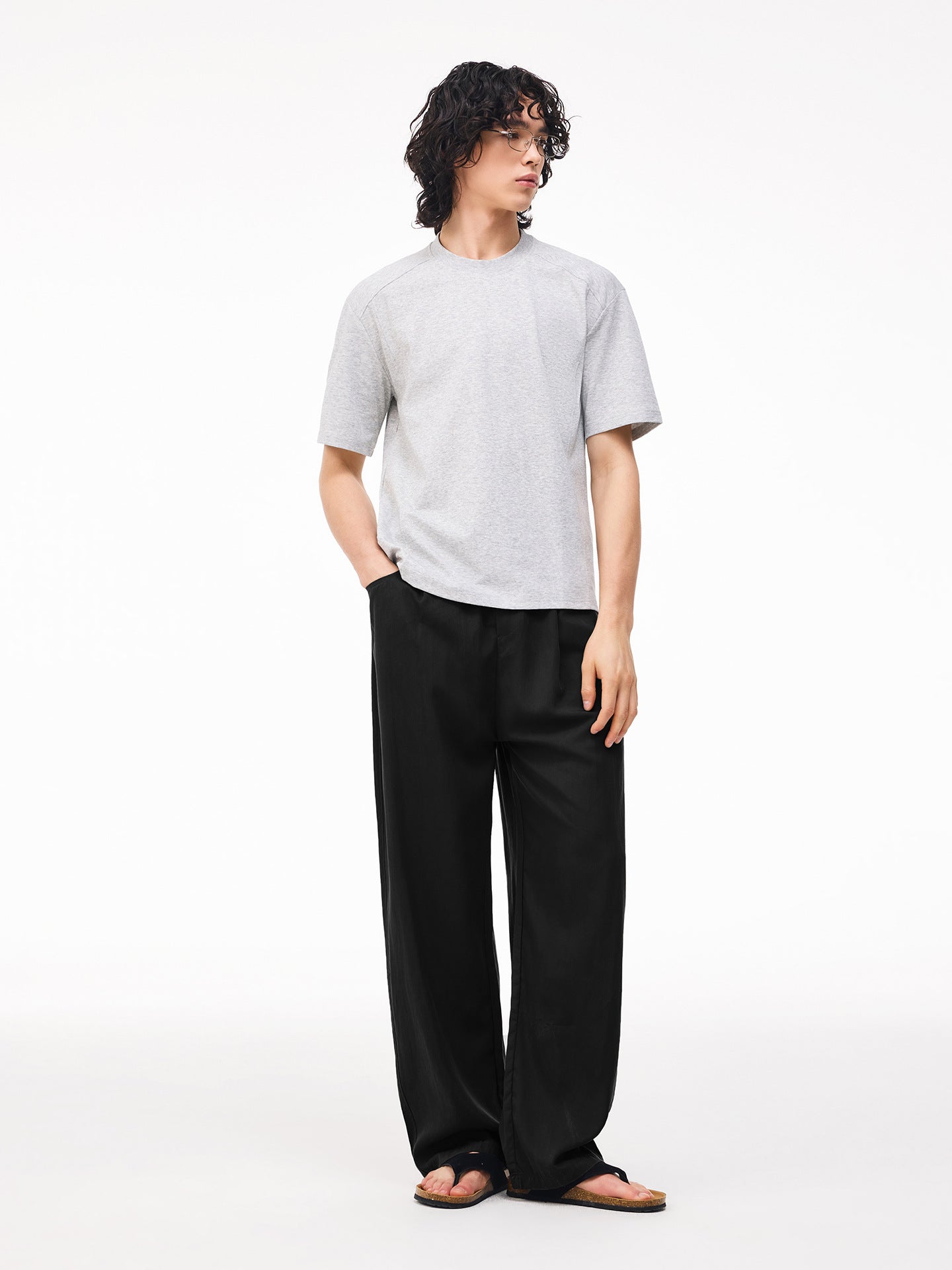 Pantalon décontracté fluide et lisse