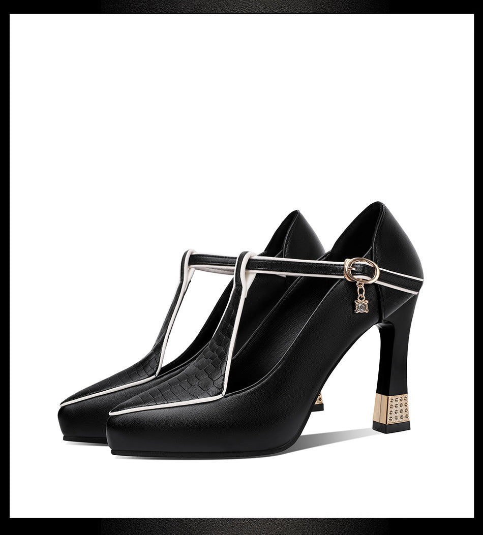 Chaussures à talons hauts pour femmes avec bout pointu et bride à boucle