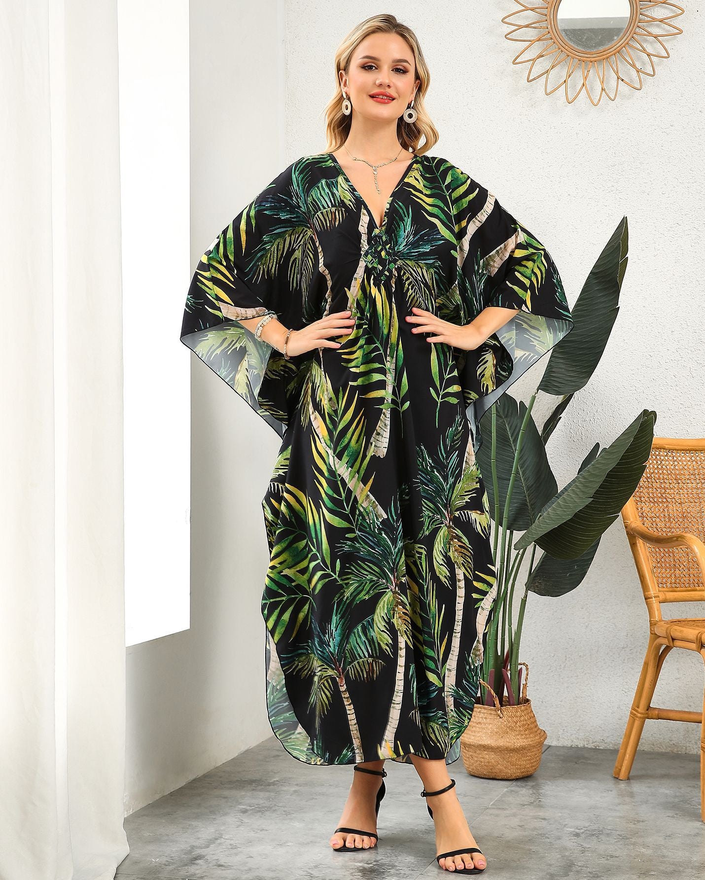 Robe de plage à encolure en V tissée