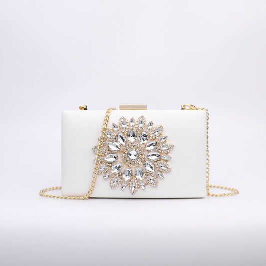 Pochette de soirée incrustée de diamants, best-seller transfrontalier 2026, élégante et tendance, à porter à l'épaule ou en bandoulière avec chaîne.