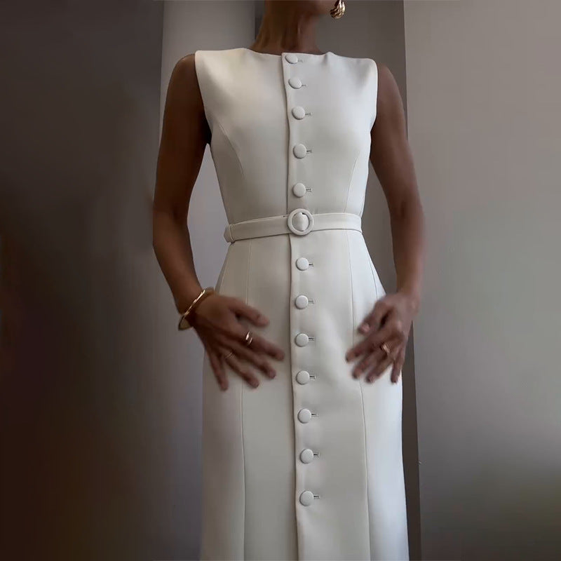 Robe patineuse élégante ceinturée