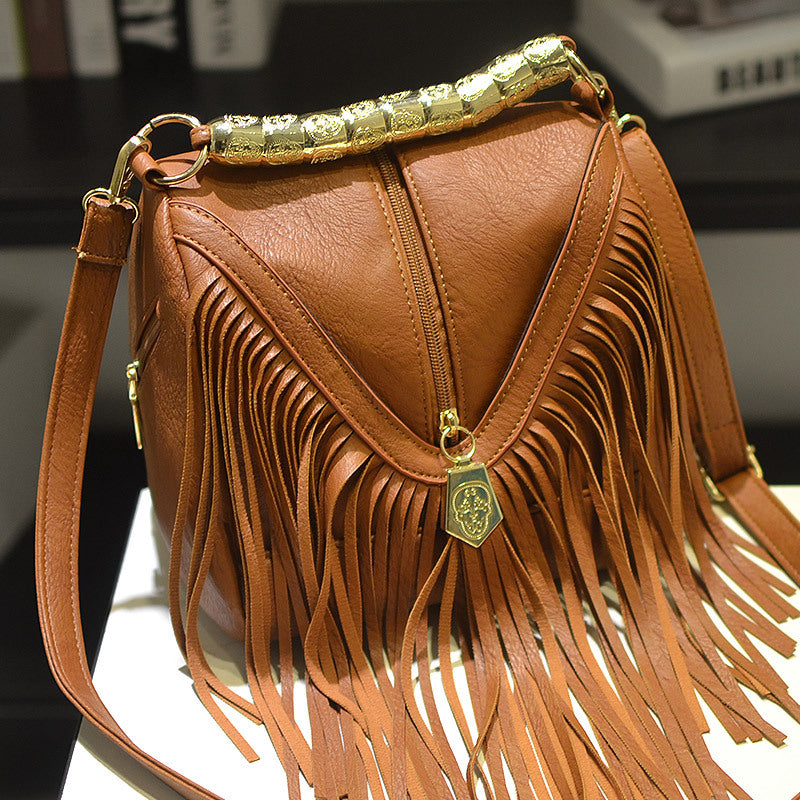 sac bandoulière à pompons