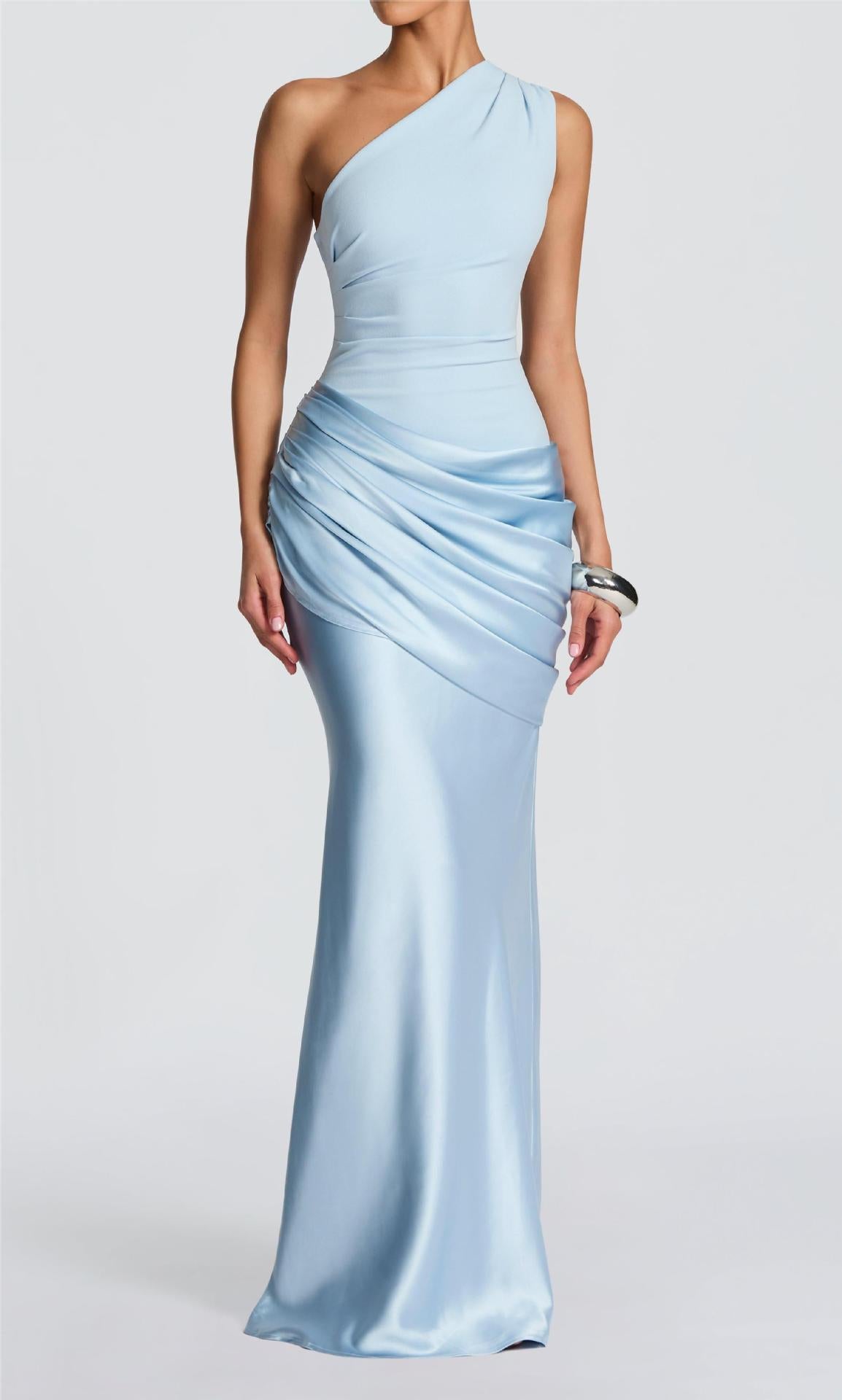 Robe ajustée rétro drapée