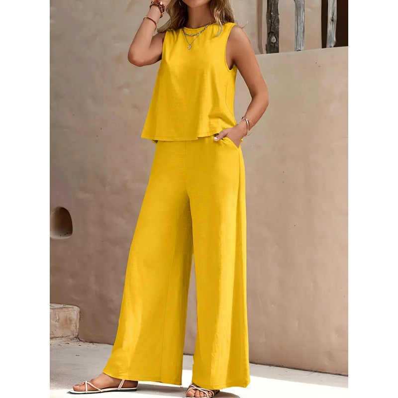 Ensemble pour femmes composé d'un gilet et d'un pantalon