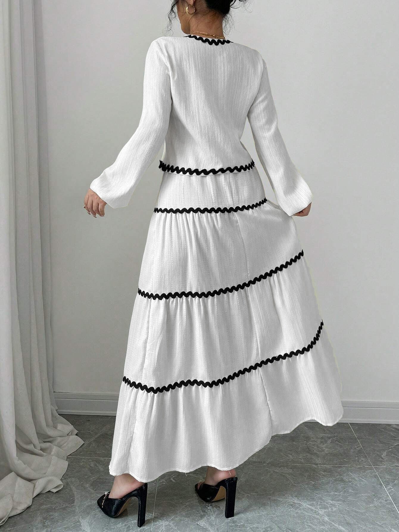 Robe ample à manches longues