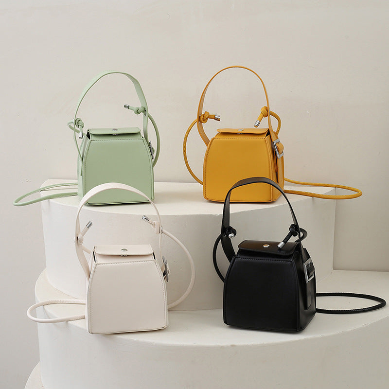 Sac bandoulière carré petit modèle en PU