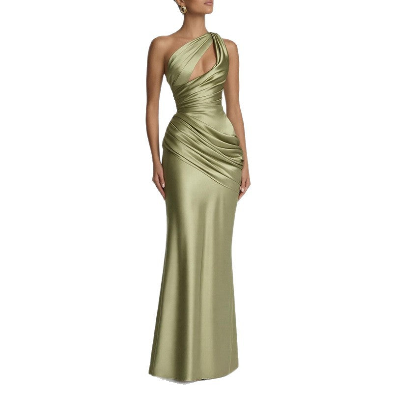 Robe élégante à col halter de couleur unie