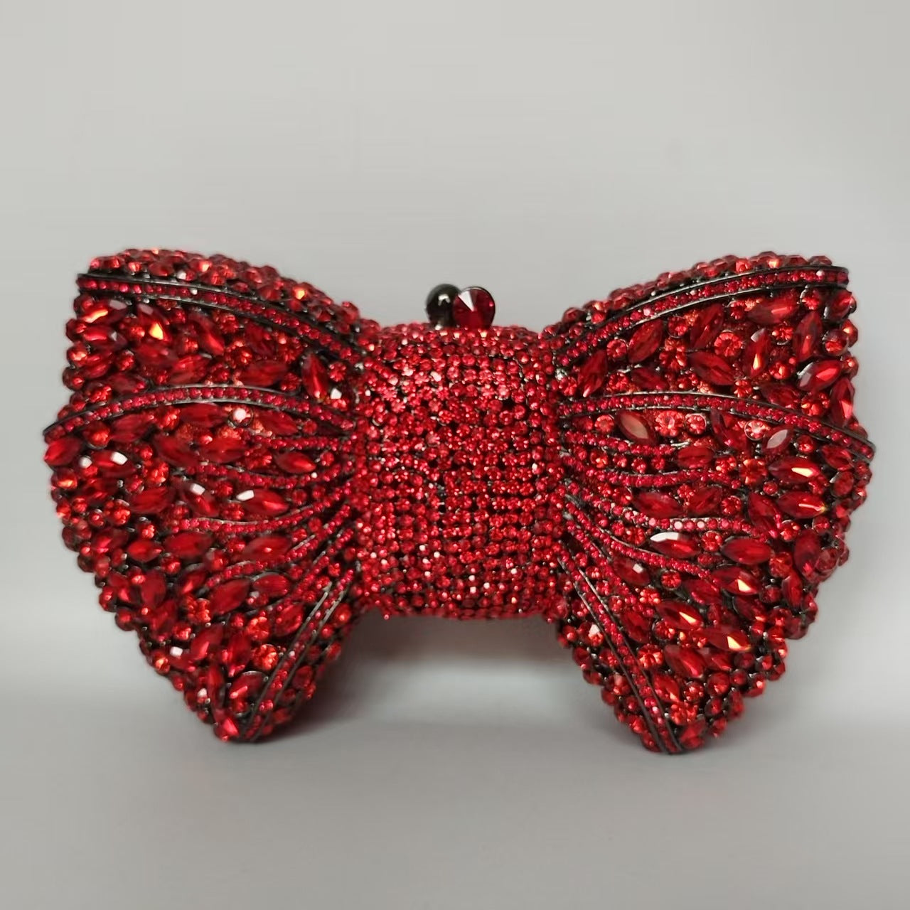 Sac de soirée à nœud en strass avec chaîne