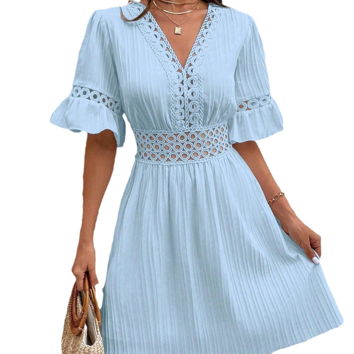 Robe à taille cintrée