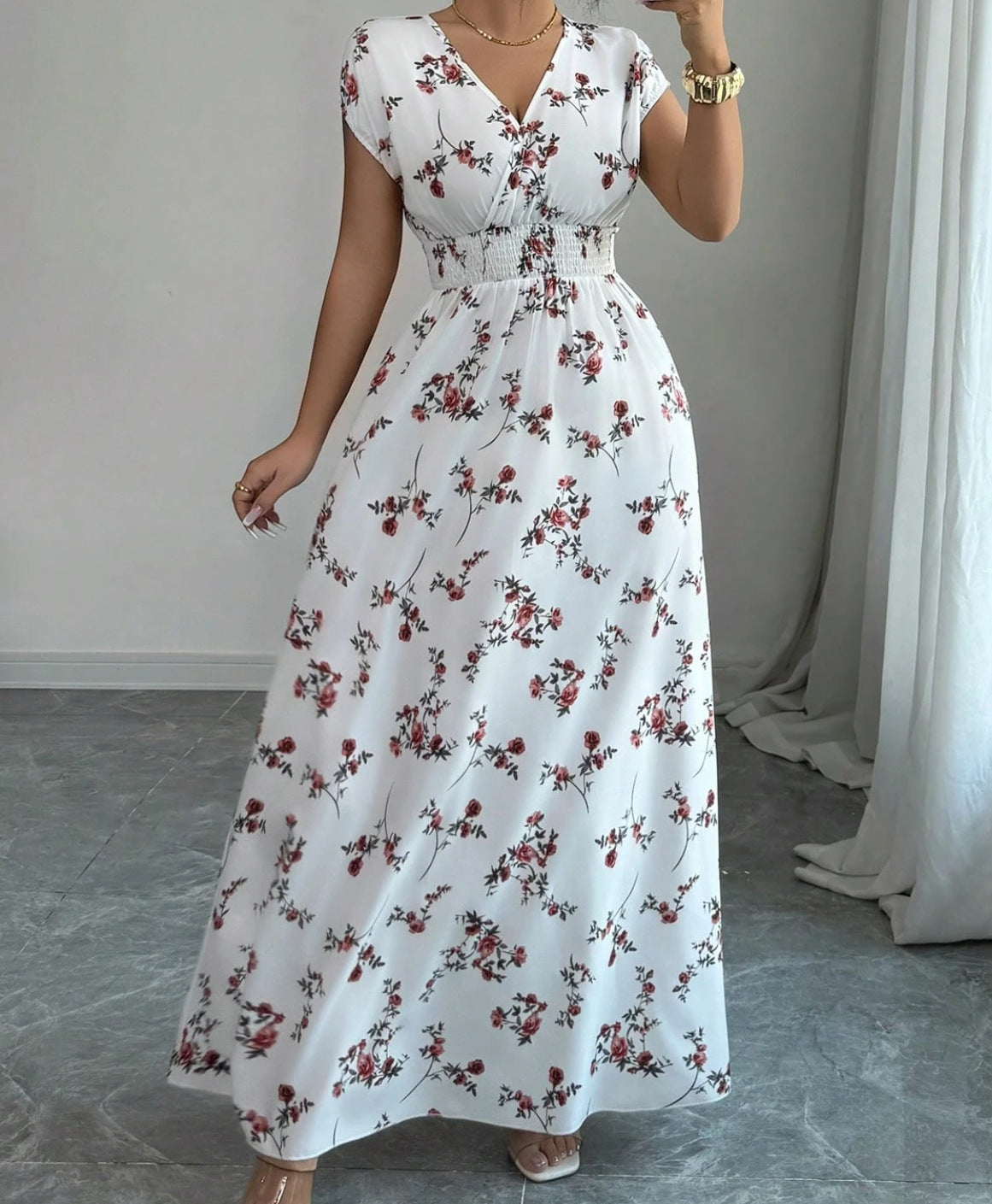 Robe trapèze à imprimé floral et col en V lacé