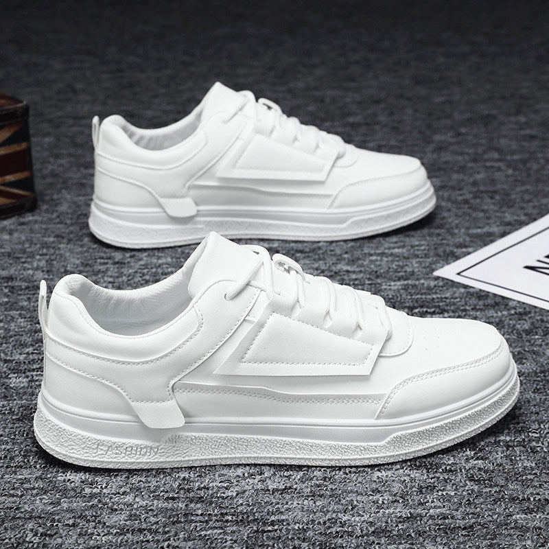 Baskets blanches tendance et polyvalentes