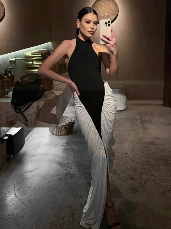 Robe moulante dos nu à col licou