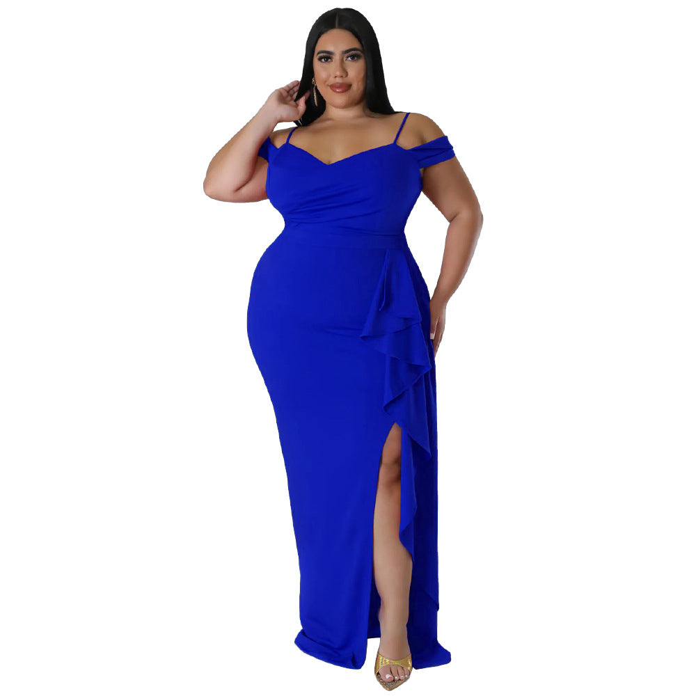 Habit :Robe bustier à volants et fente haute