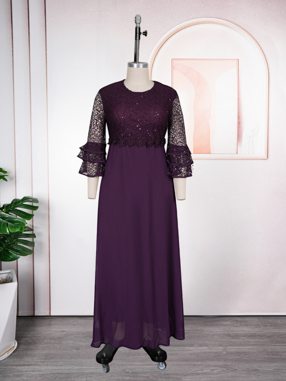 Habit :Robe en mousseline de soie à dentelle florale