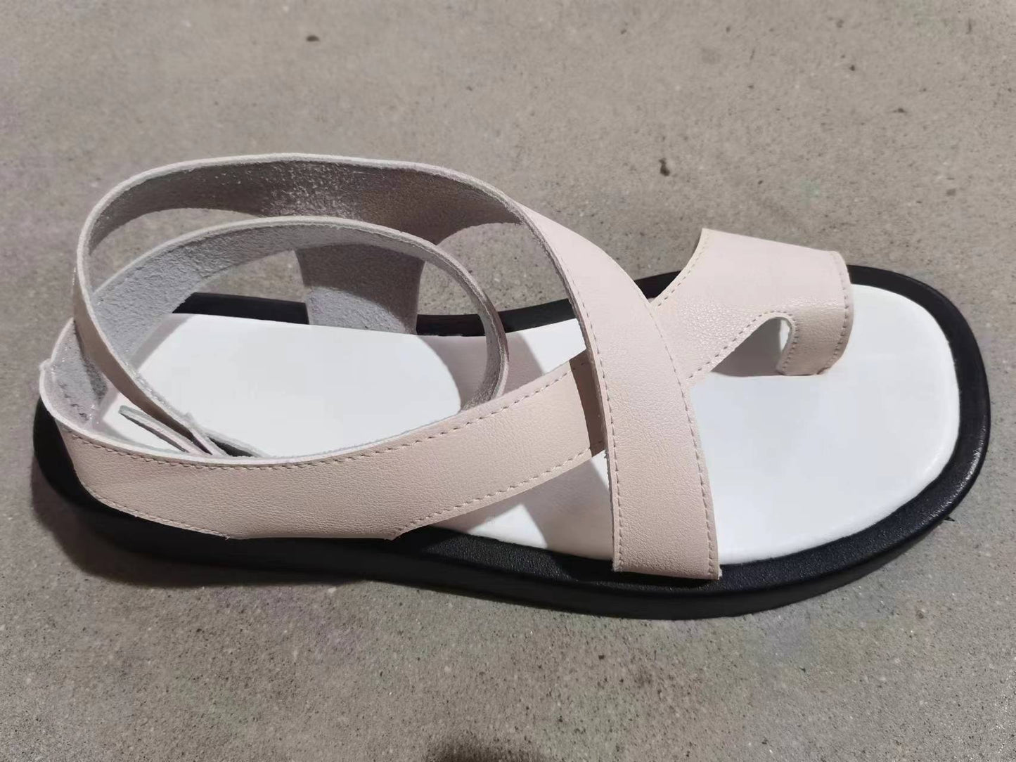 Sandales à boucle pour femmes