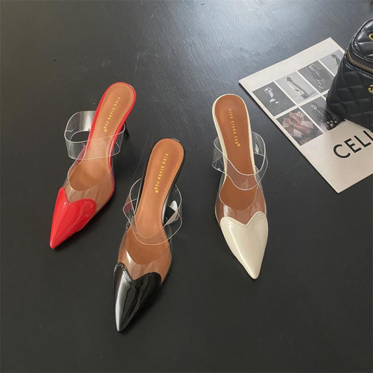 Chaussures à talons hauts transparentes en forme de cœur