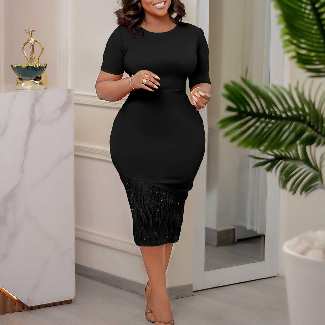 Robe crayon élégante à détails en dentelle
