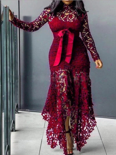 Robe à manches longues en dentelle ajourée