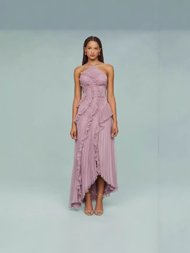 Robe d'été plissée à col licou et dos nu