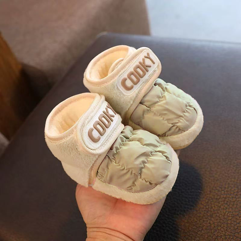 Chaussures pour bébé à semelle souple et doublure polaire