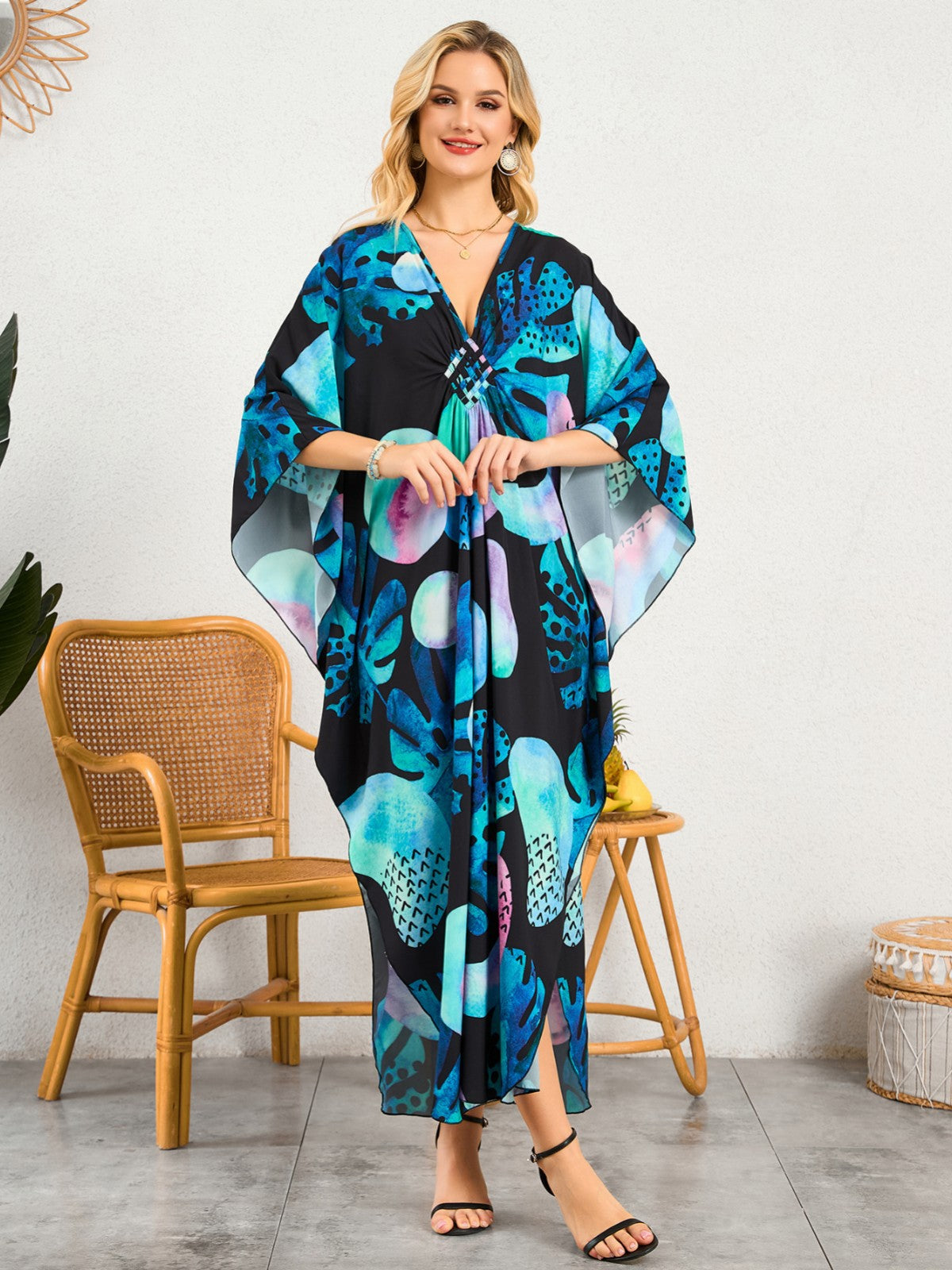 Robe de plage à encolure en V tissée