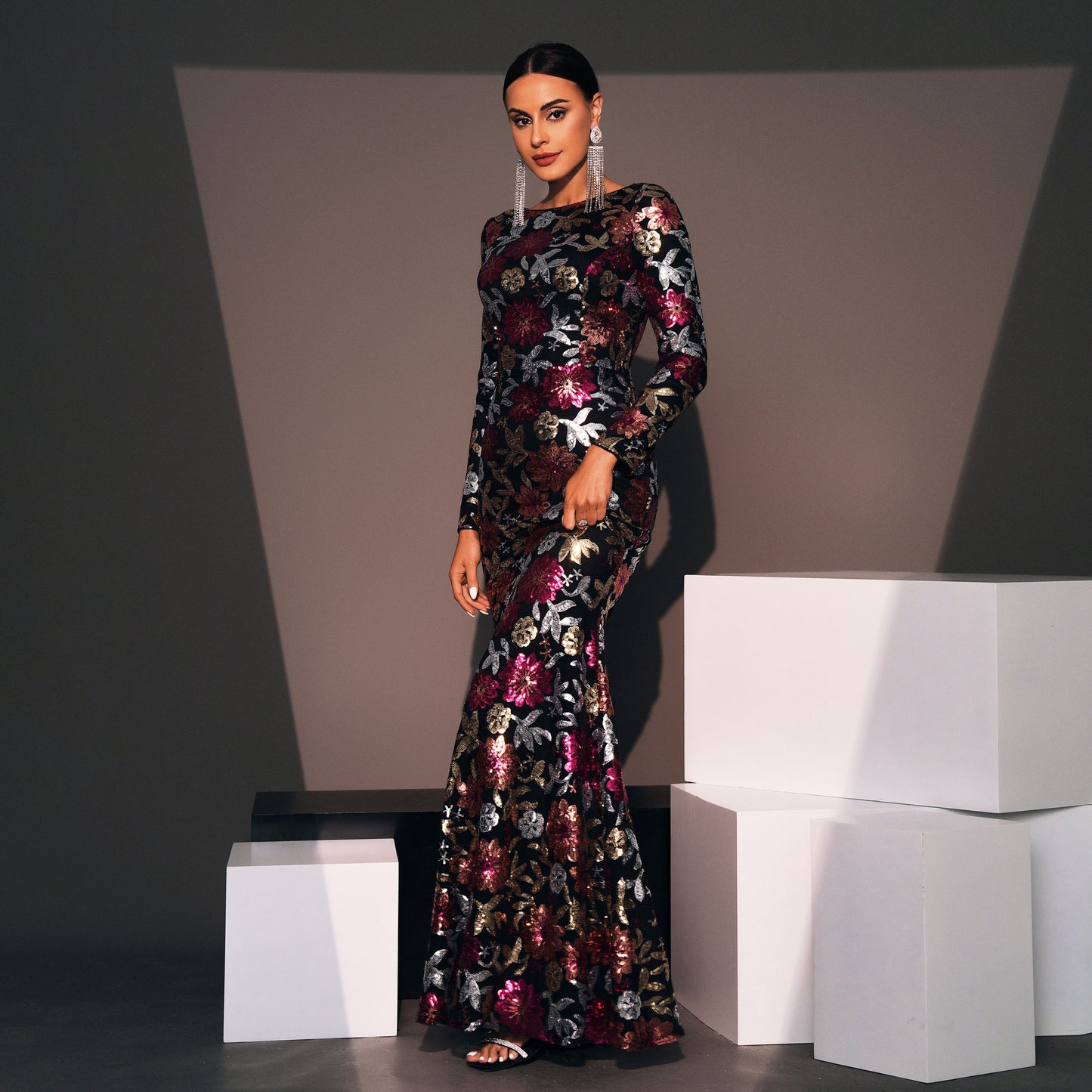 Robe de soirée élégante à manches longues en sequins