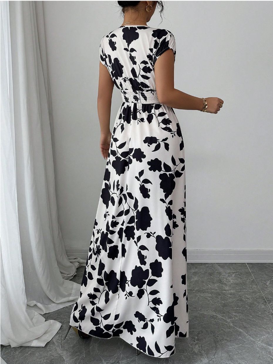 Robe trapèze à imprimé floral et col en V lacé