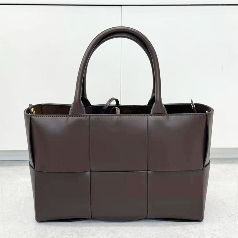 Sac fourre-tout tissé en cuir véritable