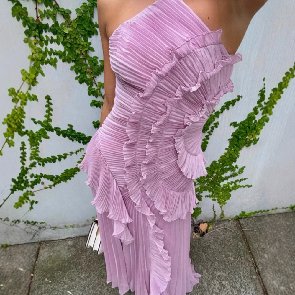 Robe d'été plissée à col licou et dos nu