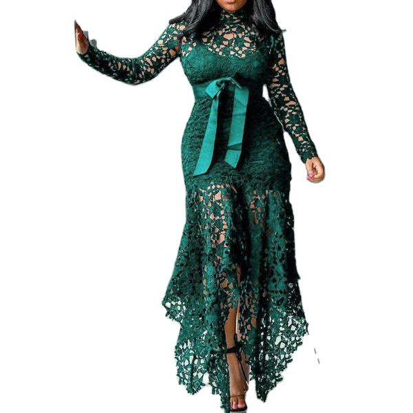 Robe à manches longues en dentelle ajourée