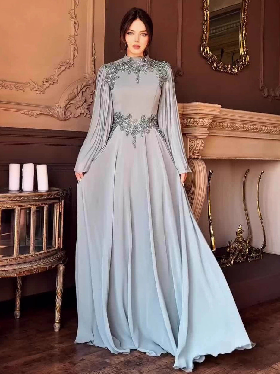 Robe élégante taille haute à manches longues et plis