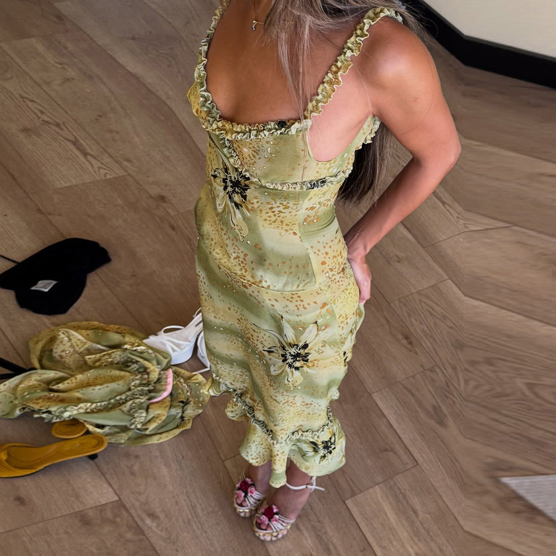 Ensemble de robe à imprimé floral pour femmes avec col en V