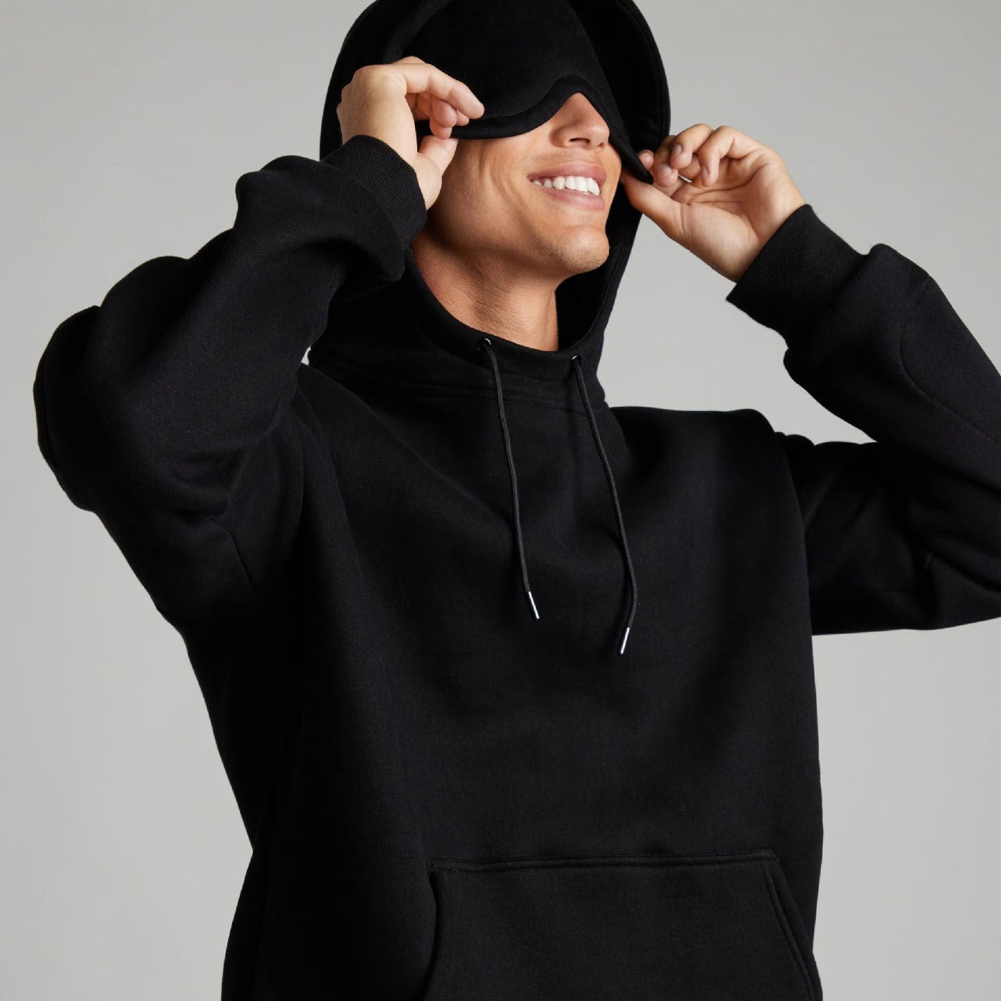 Sweat à capuche et pantalon avec masque pour les yeux