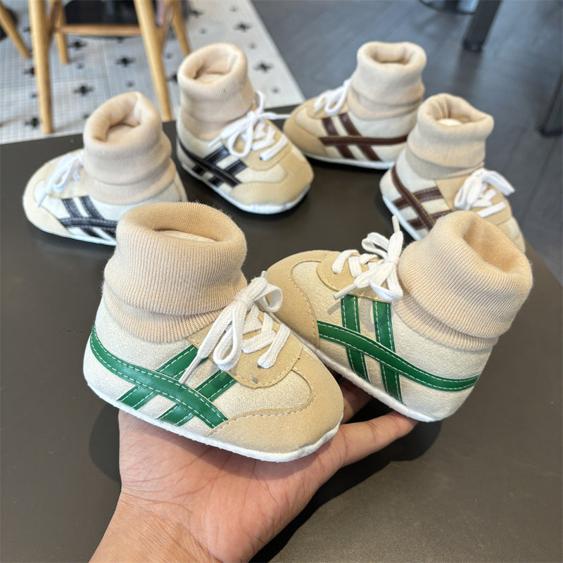 Chaussures pour bébé à semelle souple et doublure polaire