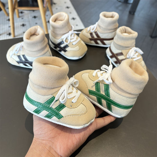 Chaussures pour bébé à semelle souple et doublure polaire