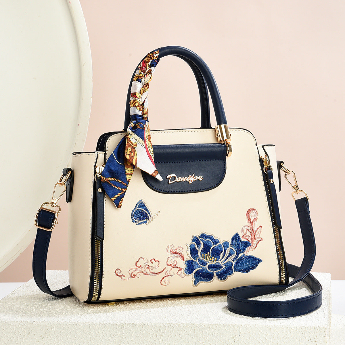 Sac à main en PU brodé avec bandoulière réglable