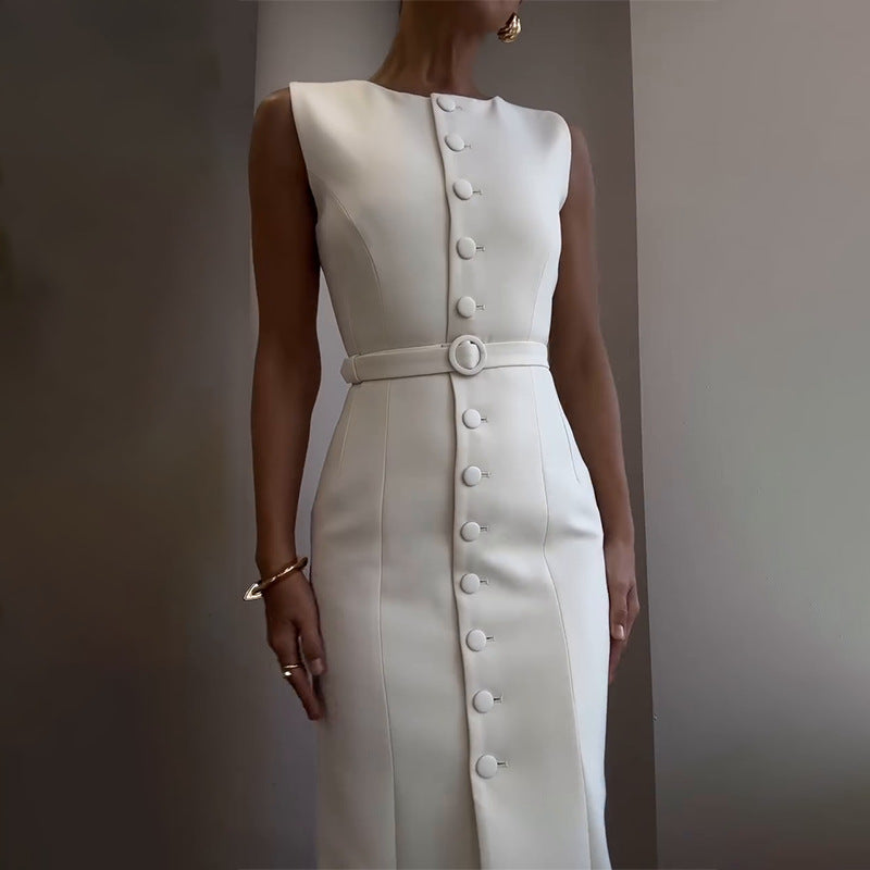 Robe patineuse élégante ceinturée