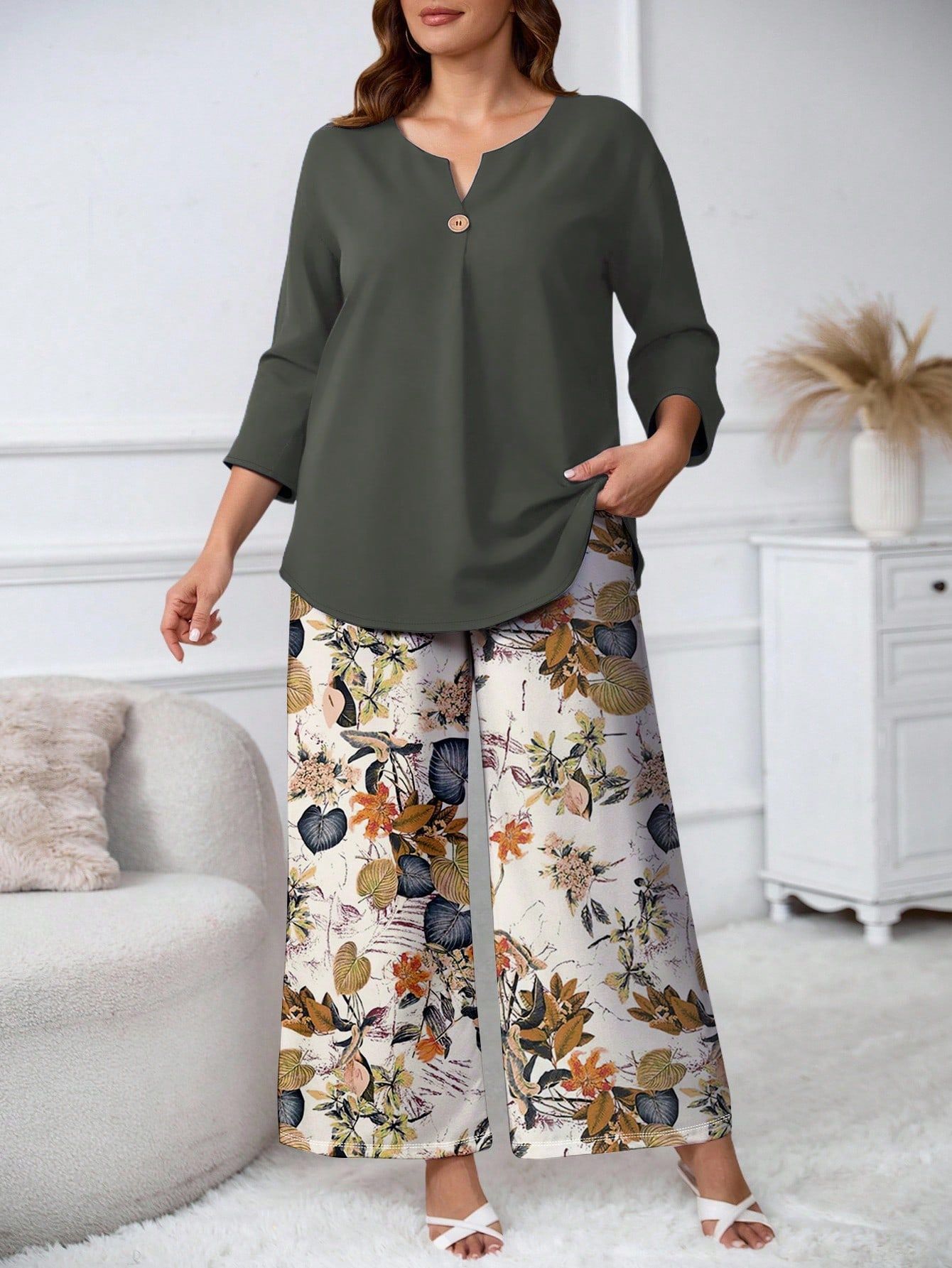 Ensemble chemise et pantalon à imprimé floral