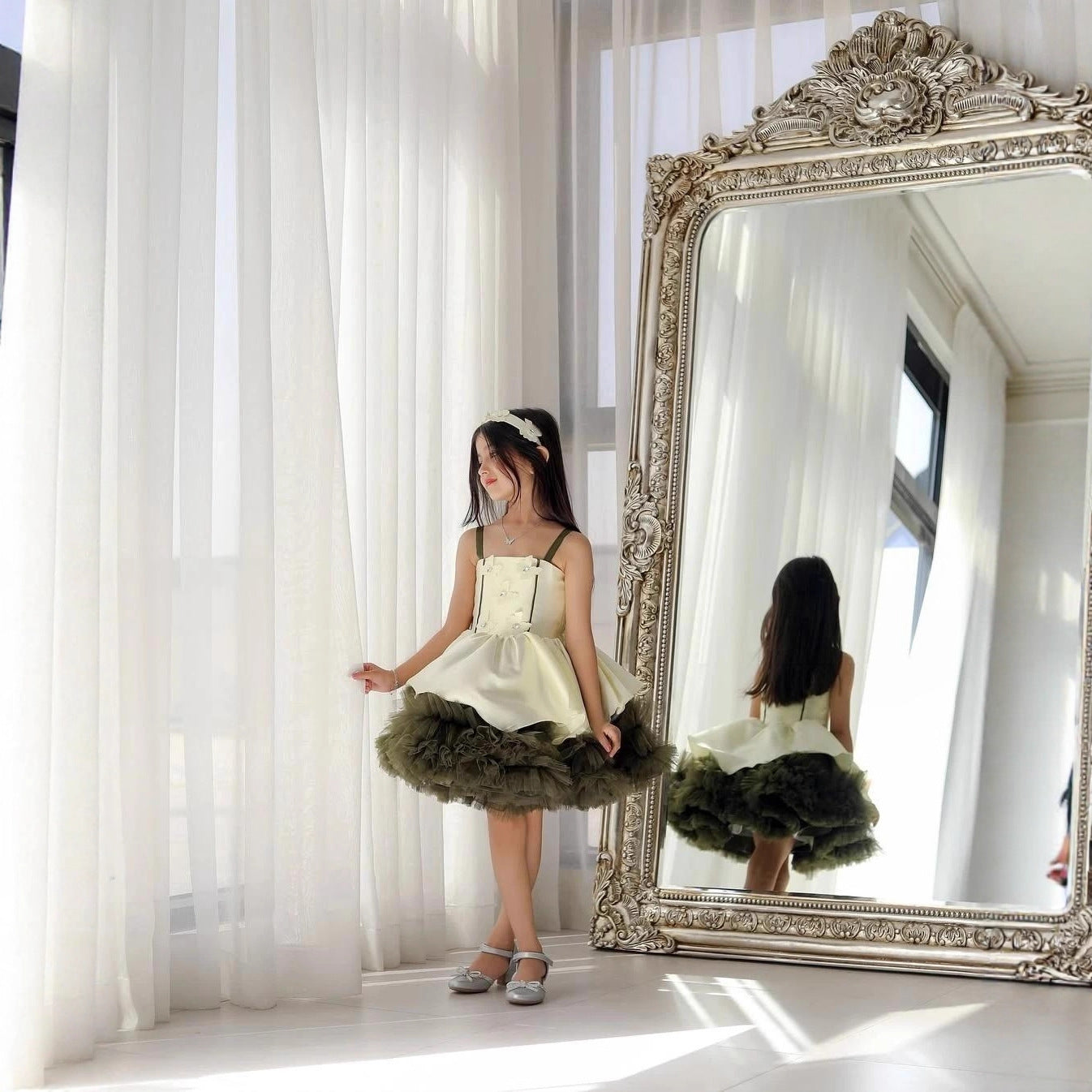 Robe princesse bouffante à bretelles spaghetti pour filles