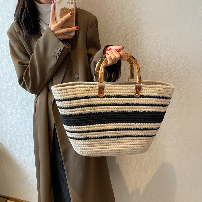 Sac cabas en paille tressée