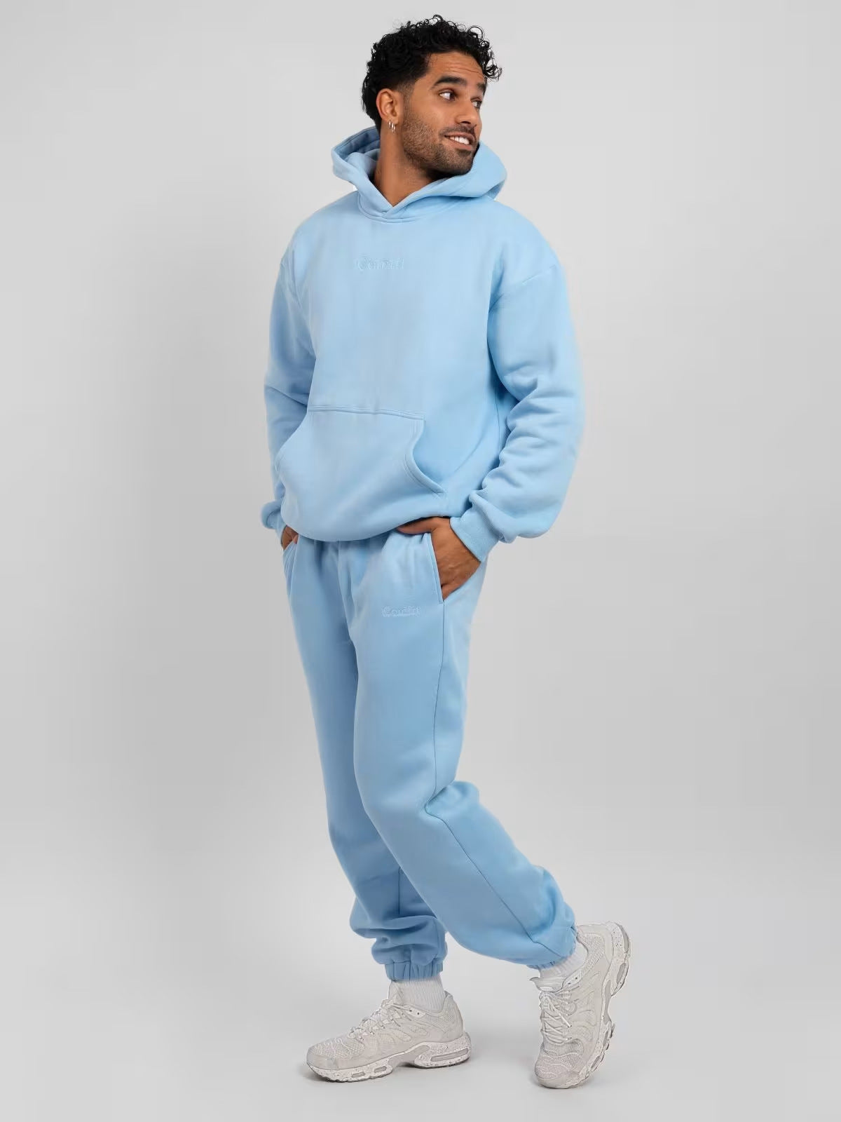 Ensemble sweat à capuche et pantalon doublé en polaire