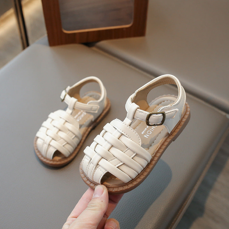 Sandales à brides tricotées pour enfants