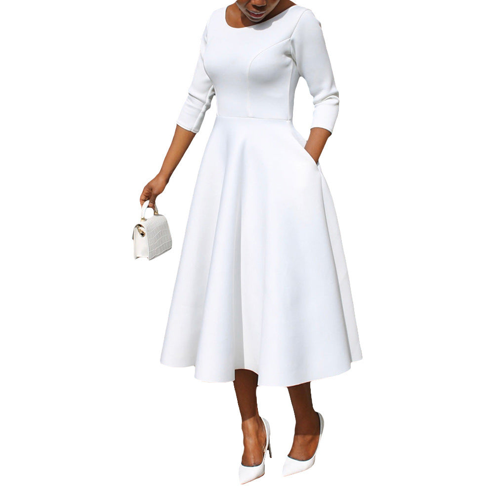 Robe longue pour femmes avec encolure en U et poche à rabat
