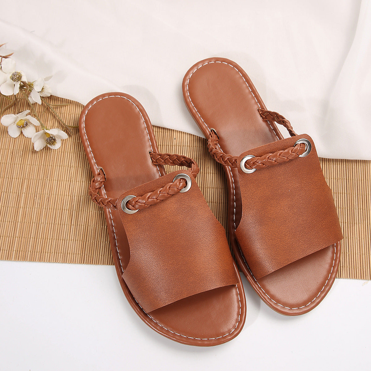 Sandales d'été simples pour femmes, tissées et de couleur unie