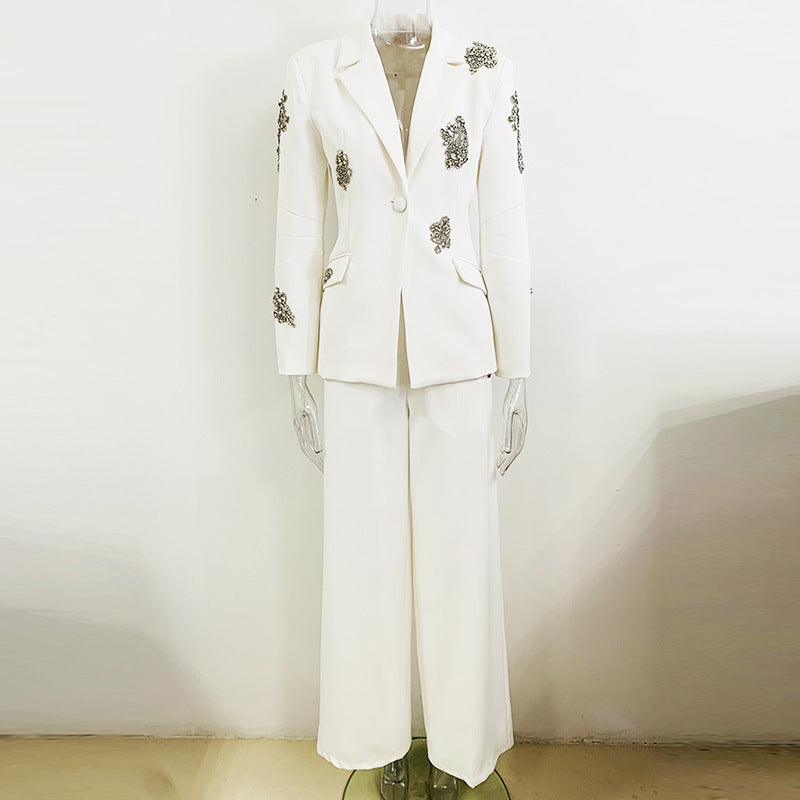 Ensemble blazer à strass perlés et pantalon à jambes larges